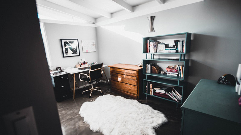 Progetti white floor rug